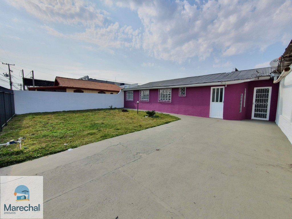 Casa para alugar em Boqueirao, Curitiba — Construa Assessoria Imobiliária