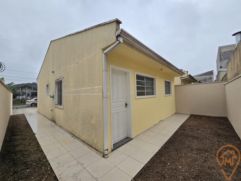 Casa para alugar em Ganchinho, Curitiba — Portal Chave Fácil