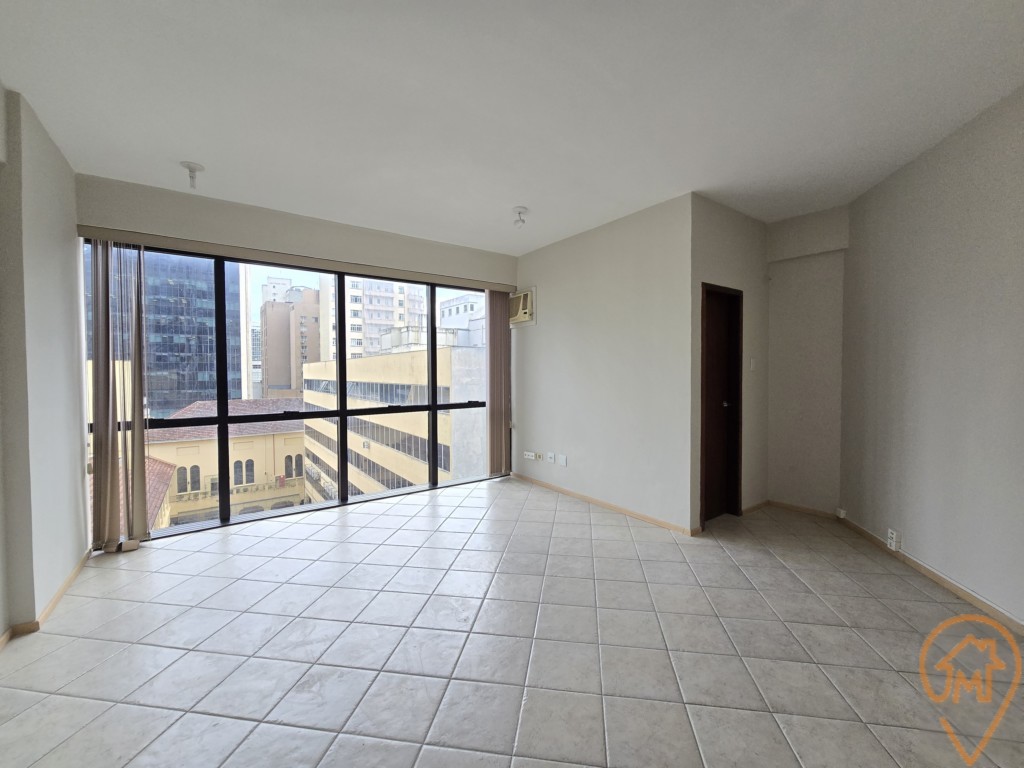Sala/Conjunto Comercial à venda em Centro, Curitiba — Portal Chave Fácil