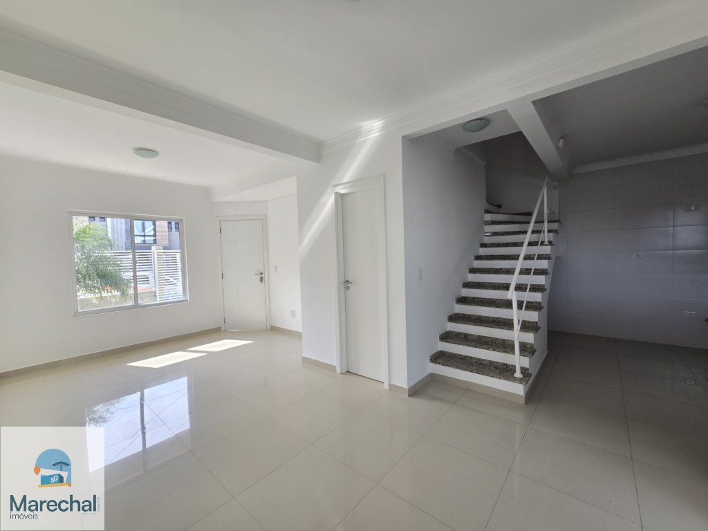 Casa para alugar em Xaxim, Curitiba — Portal Chave Fácil