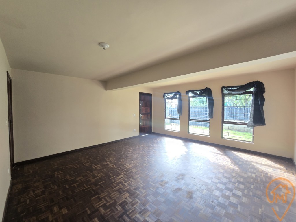Casa para alugar em Boqueirao, Curitiba — Portal Chave Fácil