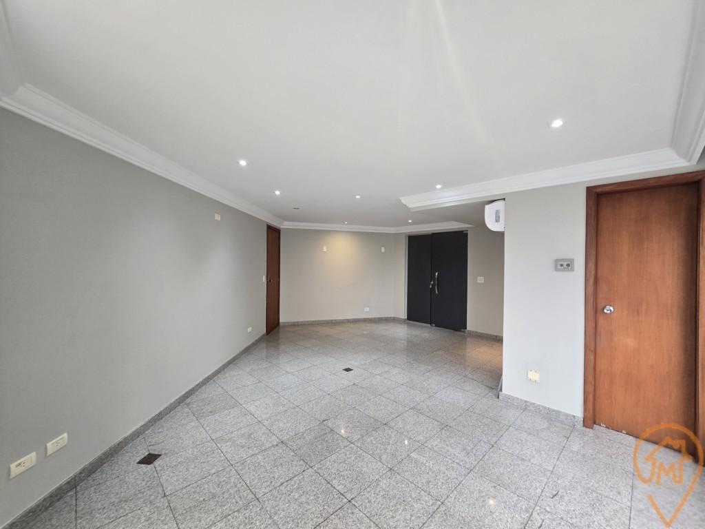 Sala/Conjunto Comercial para alugar em Centro, Curitiba — Portal Chave Fácil