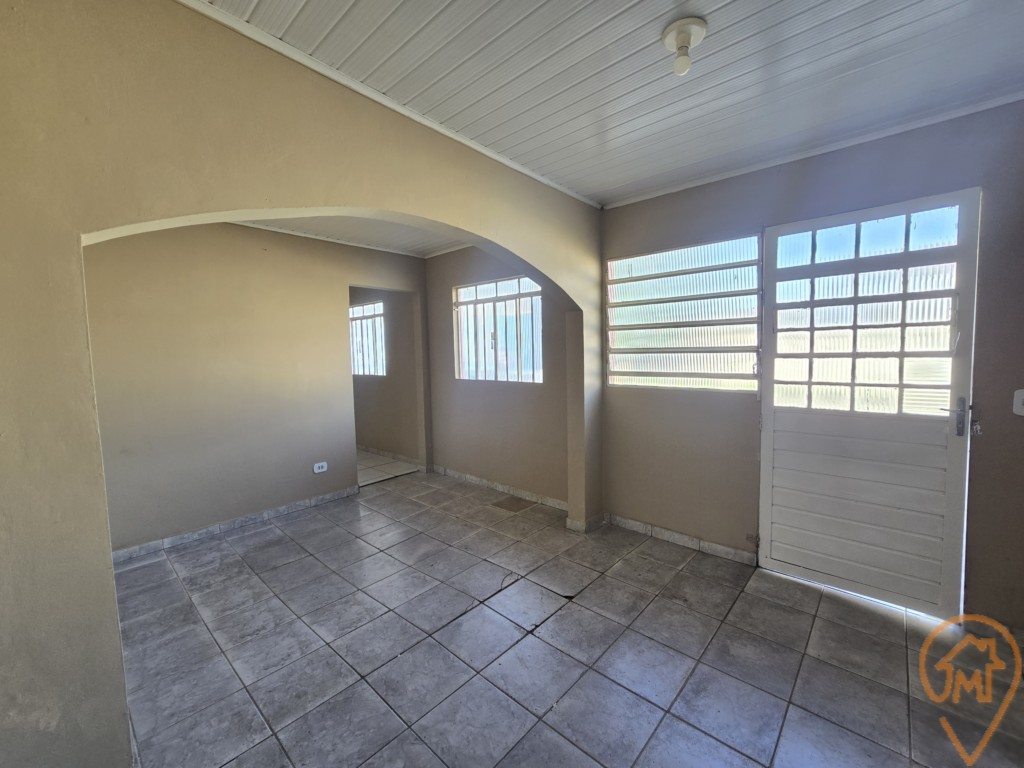 Casa para alugar em Uberaba, Curitiba — Portal Chave Fácil