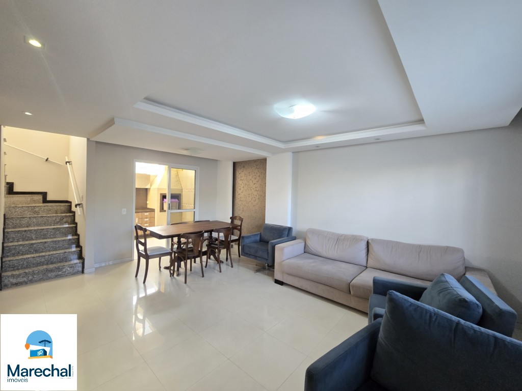 Casa para alugar em Hauer, Curitiba — Portal Chave Fácil