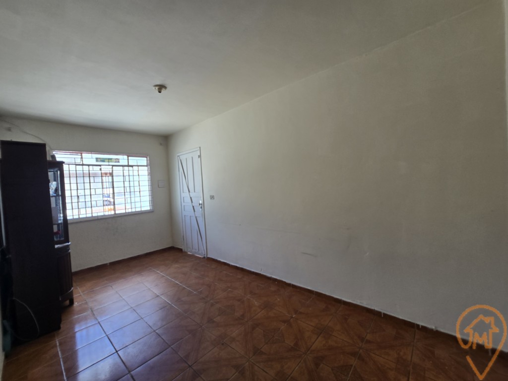 Casa à venda em Sitio Cercado, Curitiba — Portal Chave Fácil