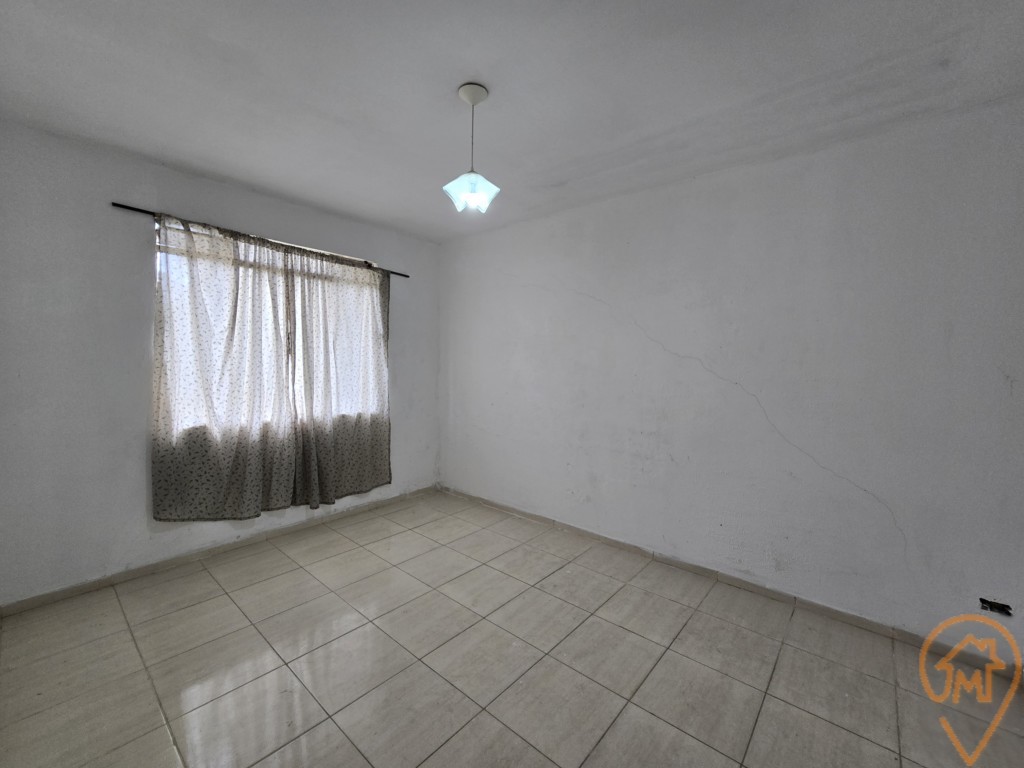Casa à venda em Guabirotuba, Curitiba — Imobiliária Razão