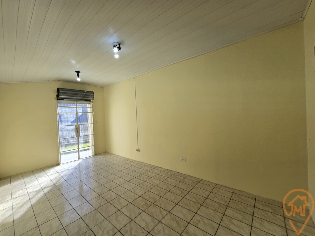 Casa para alugar em Hauer, Curitiba — Portal Chave Fácil
