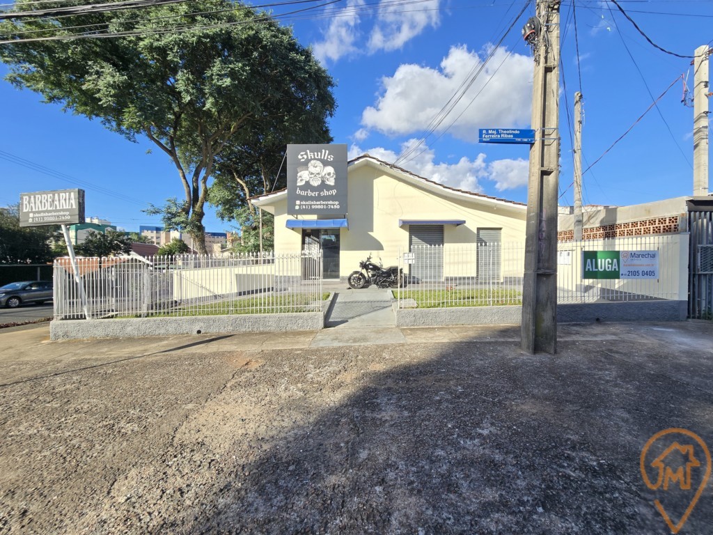 Casa para alugar em Hauer, Curitiba — Portal Chave Fácil