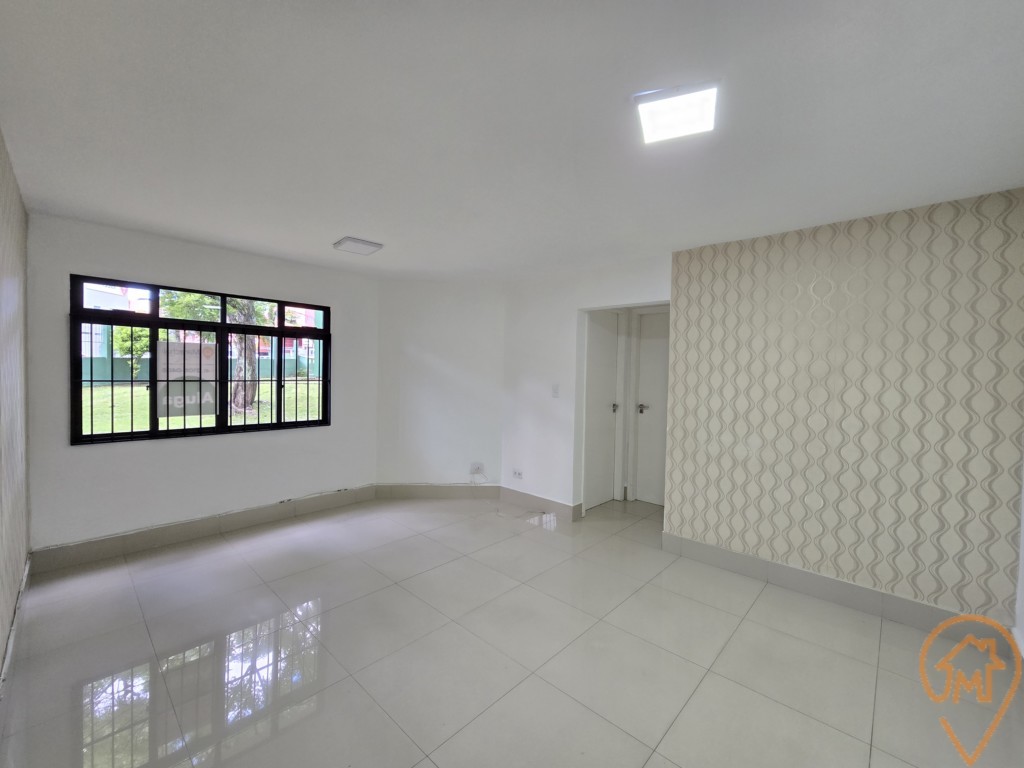 Apartamento para alugar em Capao Raso, Curitiba — Portal Chave Fácil