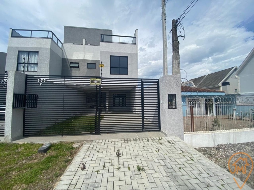 Sobrado à venda em Boqueirao, Curitiba — Portal Chave Fácil