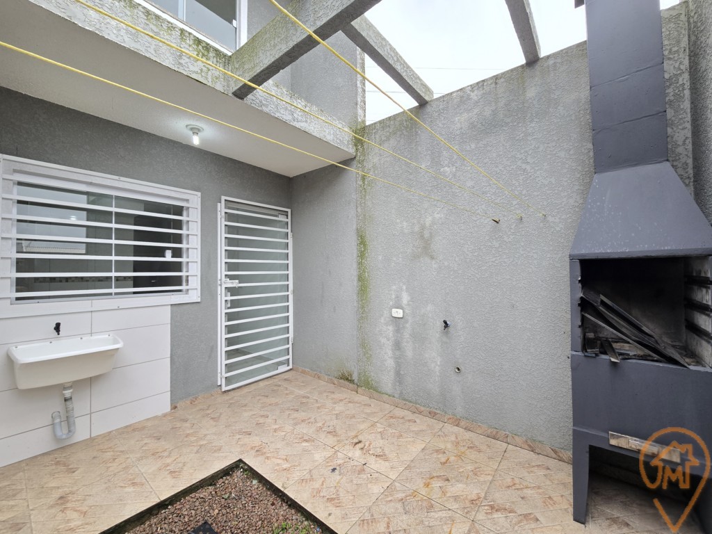 Sobrado à venda em Tatuquara, Curitiba — Imobiliária Cilar