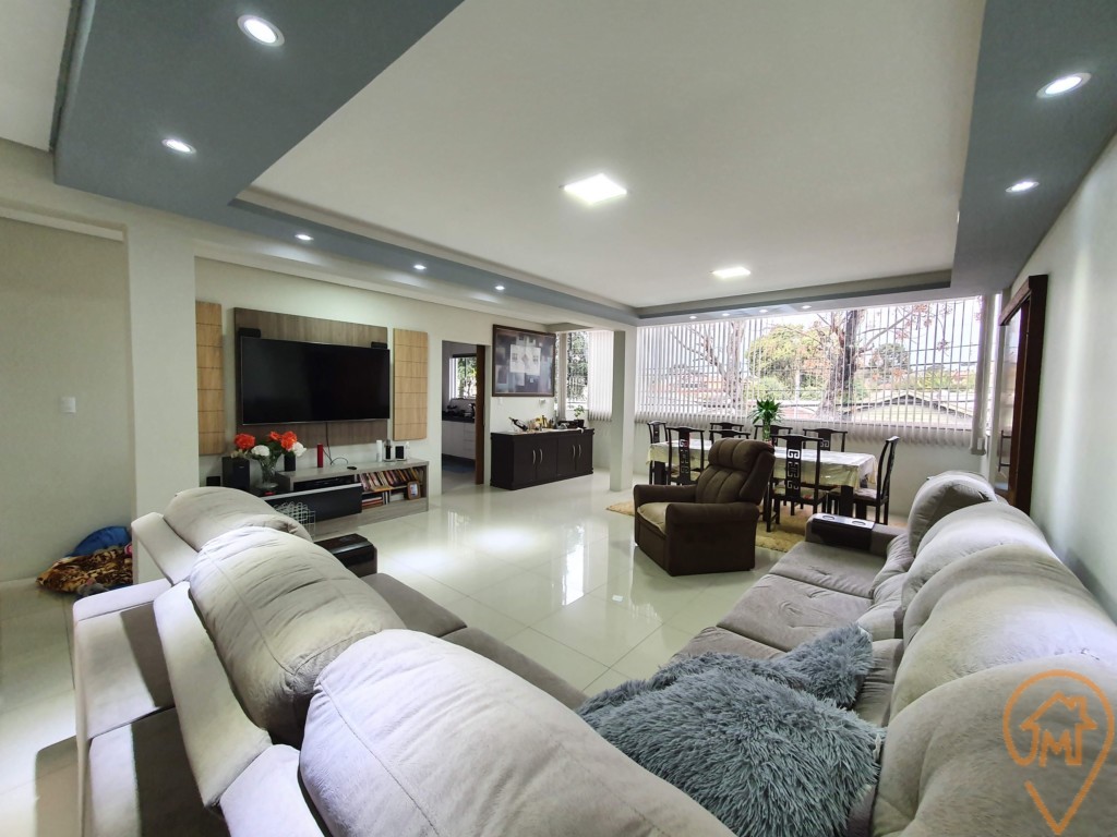 Casa à venda em Guaira, Curitiba — Portal Chave Fácil