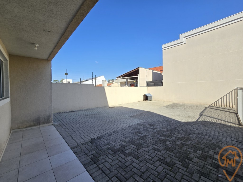 Sobrado para alugar em Xaxim, Curitiba — Portal Chave Fácil