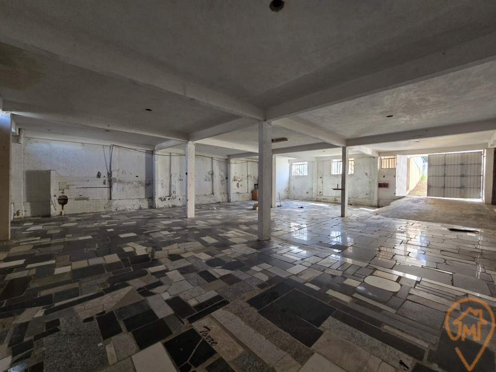 Barracão/Galpão para alugar em Xaxim, Curitiba — Imobiliária Andrade