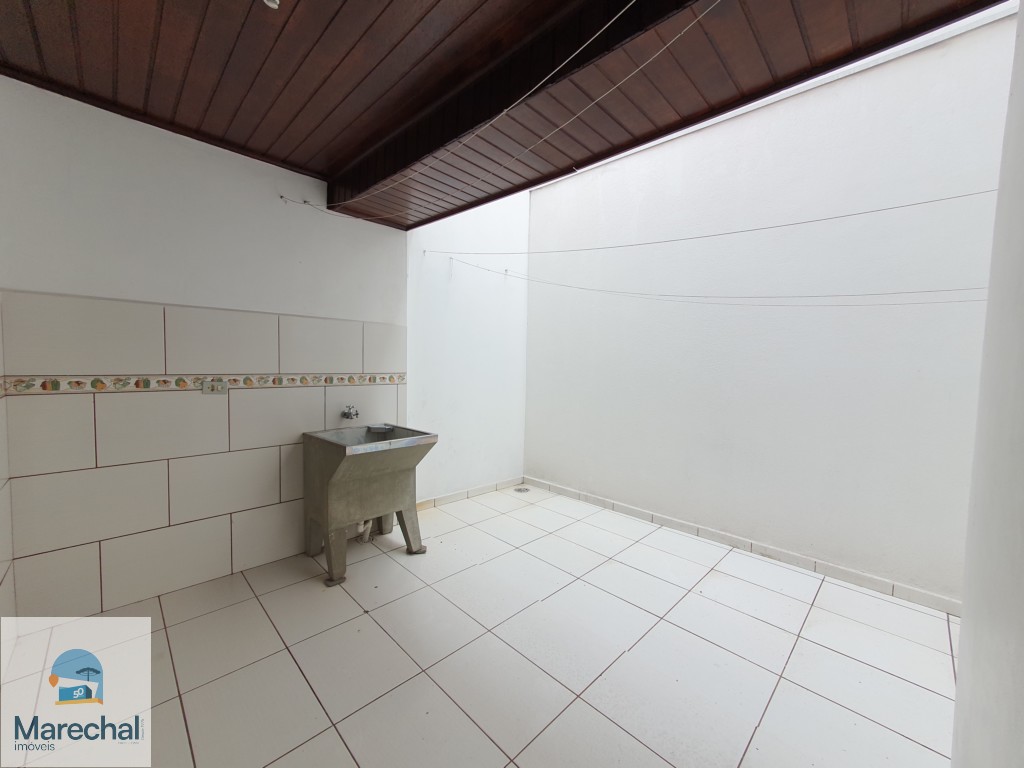 Casa para alugar em Parolin, Curitiba — Portal Chave Fácil