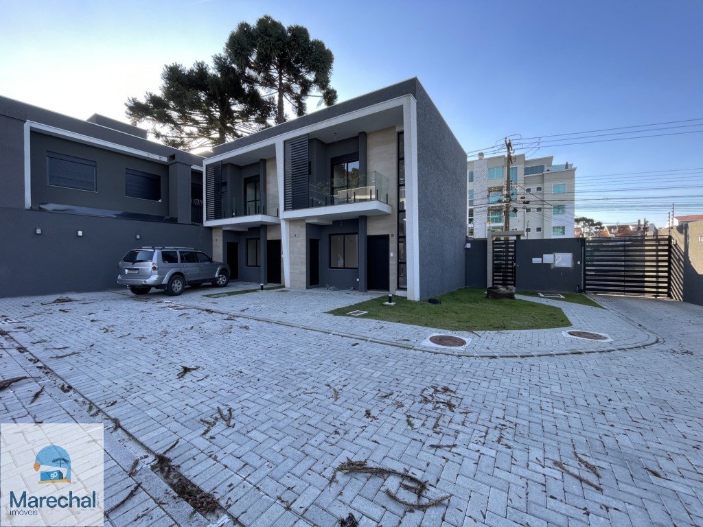 Casa à venda em Boqueirao, Curitiba — Portal Chave Fácil