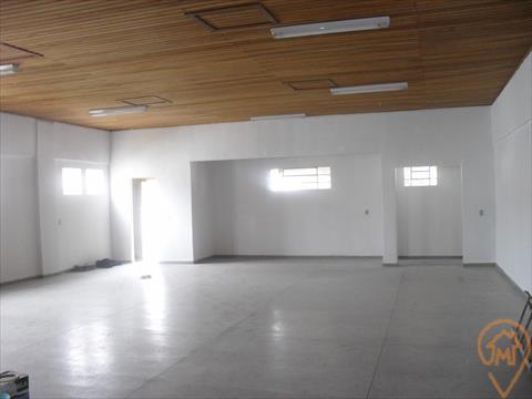 Barracão_galpão para locação no Boqueirao em Curitiba/PR com 220m² por R$ 4.750,00