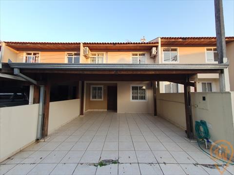 Sobrado para locação no Boqueirao em Curitiba/PR com 140m² por R$ 3.562,50