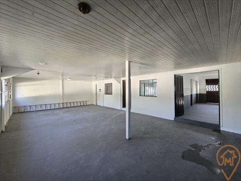Casa Residencial para locação no bairro Xaxim em Curitiba/PR com 190m² por R$ 0,00