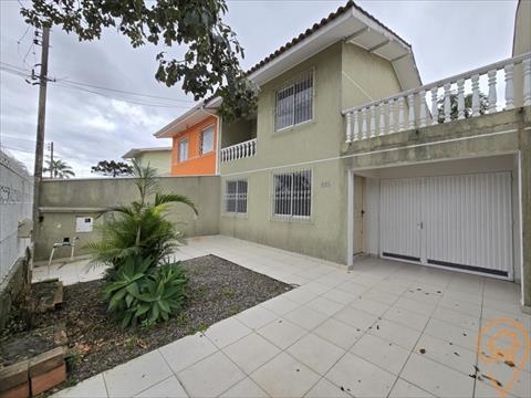 Sobrado para locação no Alto Boqueirao em Curitiba/PR com 90m² por R$ 3.112,50