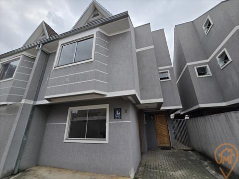 Sobrado para locação no Boqueirao em Curitiba/PR com 133m² por R$ 3.875,00