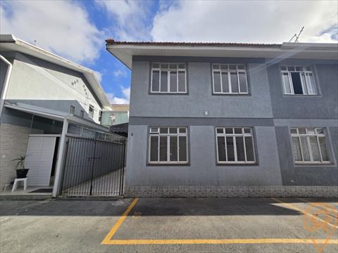 Sobrado para locação no Boqueirao em Curitiba/PR com 90m² por R$ 2.312,50