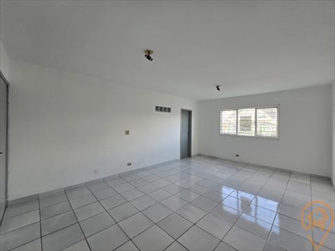 Apartamento para locação no Boqueirao em Curitiba/PR com 120m² por R$ 2.987,50