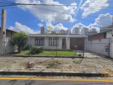 Casa Residencial para locação no bairro Jardim Botanico em Curitiba/PR com 220m² por R$ 0,00