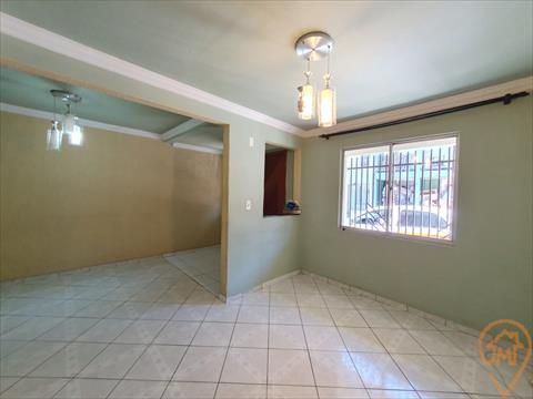 Sobrado no bairro Boqueirao em Curitiba/PR Sobrado para locação no bairro Boqueirao em Curitiba/PR com 130m² por R$ 520.000,00
