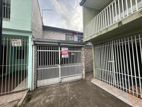 Sobrado para venda no Alto Boqueirao em Curitiba/PR com 46m² por R$ 242.000,00