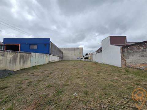 Terreno para locação no bairro Hauer em Curitiba/PR com 516m² por R$ 0,00