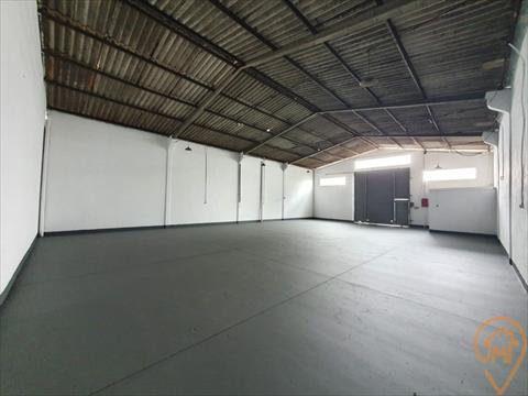 Barracão_galpão para venda no Boqueirao em Curitiba/PR com 925m² por R$ 1.850.000,00