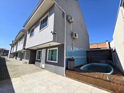 Sobrado para locação no bairro Boqueirao em Curitiba/PR com 97m² por R$ 690.000,00