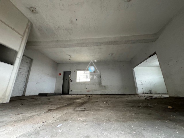 Loja para locacao no Cajuru em Curitiba com 80m² por R$ 2.625,00