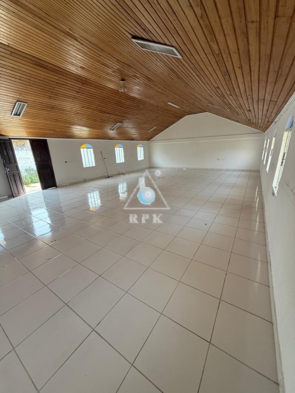Barracão para locacao no Boqueirao em Curitiba com 770m² por R$ 6.250,00