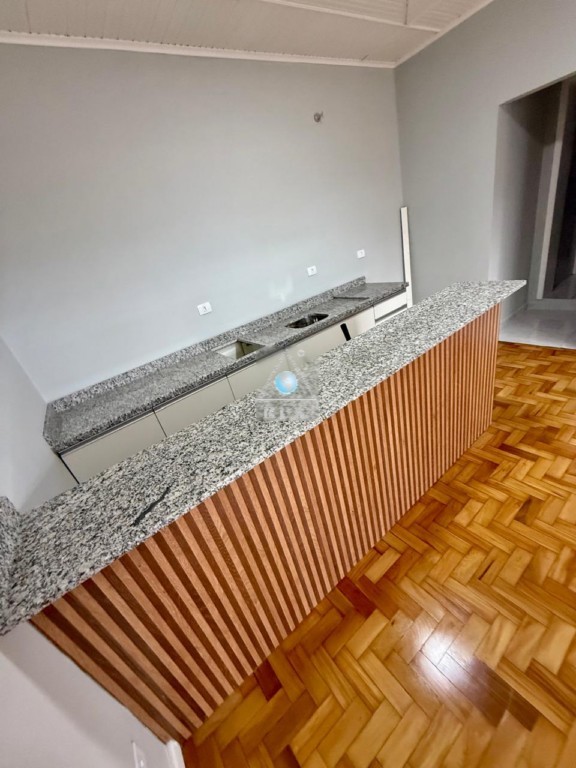 Kitinet para locacao no Hauer em Curitiba com 52m² por R$ 2.437,50