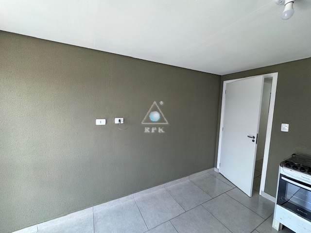 Kitinet para locacao no Butiatuvinha em Curitiba com 36m² por R$ 1.625,00