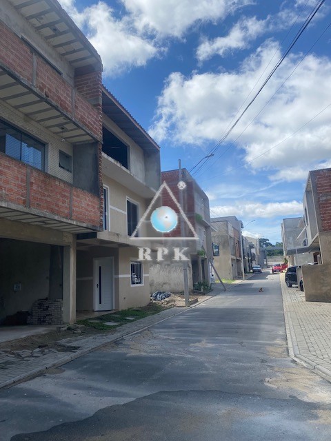 Kitinet para locacao no Butiatuvinha em Curitiba com 19m² por R$ 1.375,00