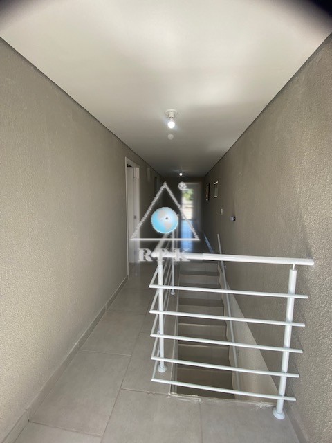 Kitinet para locacao no Butiatuvinha em Curitiba com 19m² por R$ 1.375,00