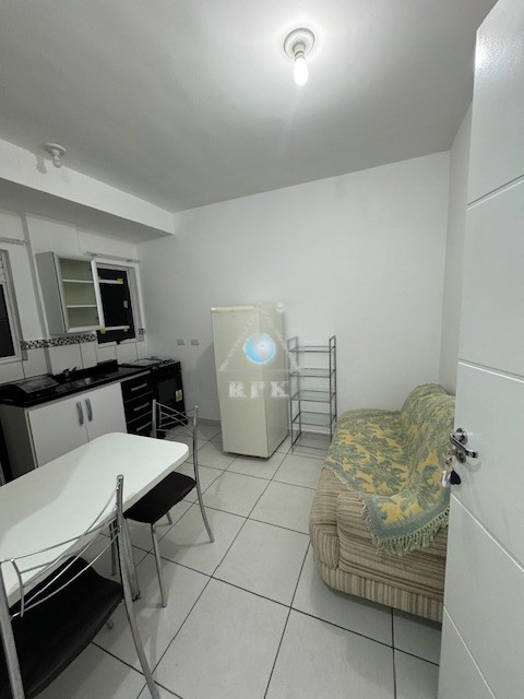 Apartamento para locacao no Reboucas em Curitiba com 33,66m² por R$ 1.687,50