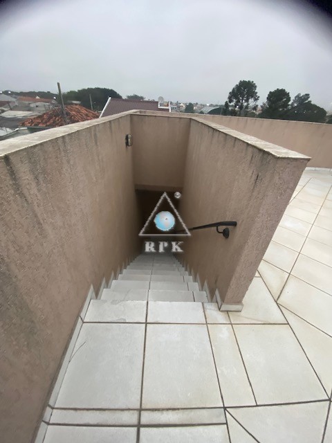 Sobrado para venda no Xaxim em Curitiba com 436m² por R$ 1.050.000,00