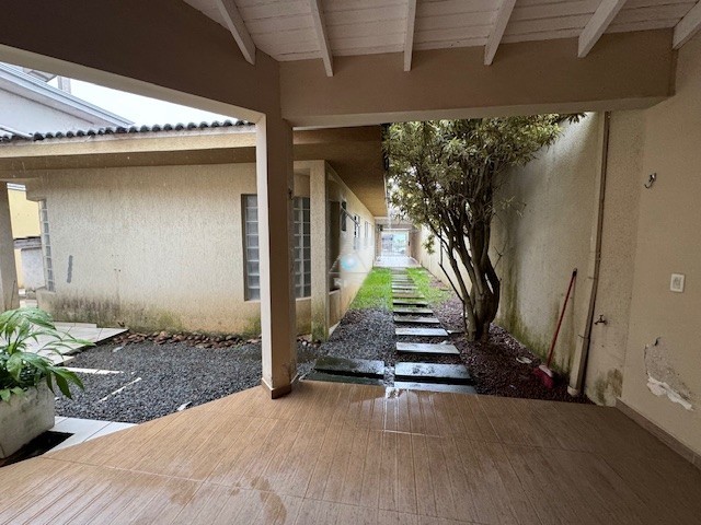 Residência para venda no Boqueirao em Curitiba com 396m² por R$ 830.000,00