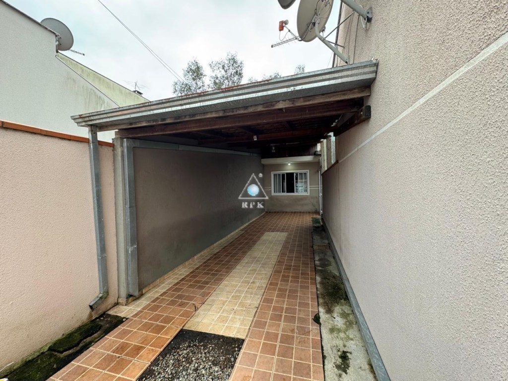 Residência para venda no Costeira em Sao Jose dos Pinhais com 160m² por R$ 450.000,00