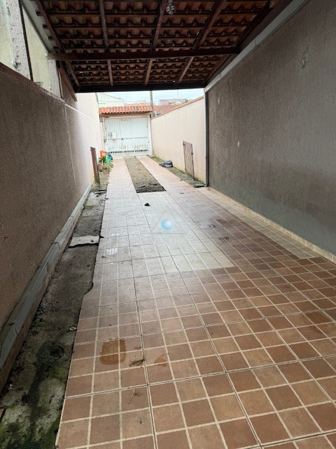 Residência para venda no Costeira em Sao Jose dos Pinhais com 160m² por R$ 450.000,00