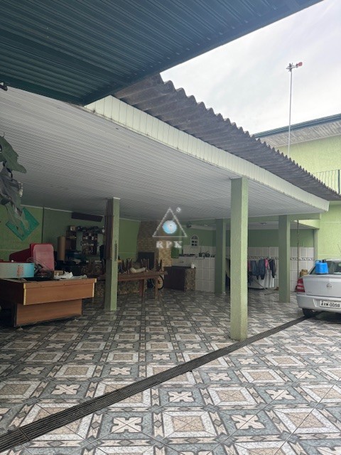 Sobrado para venda no Alto Boqueirao em Curitiba com 204m² por R$ 580.000,00