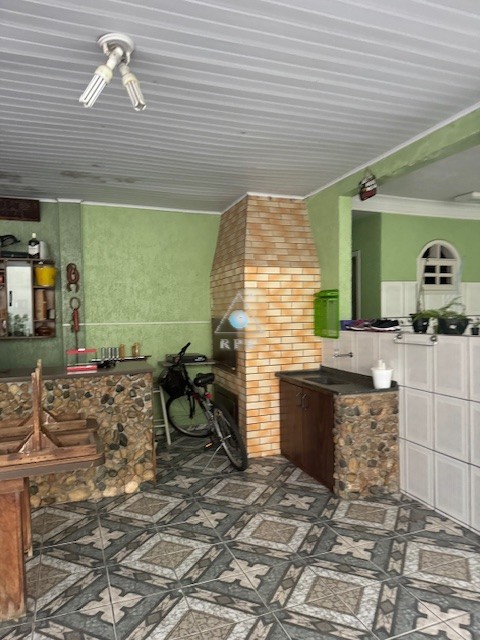 Sobrado para venda no Alto Boqueirao em Curitiba com 204m² por R$ 580.000,00