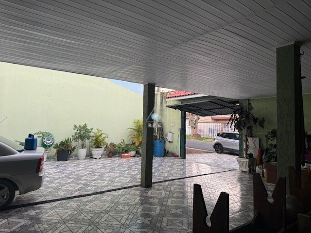 Sobrado para venda no Alto Boqueirao em Curitiba com 204m² por R$ 580.000,00