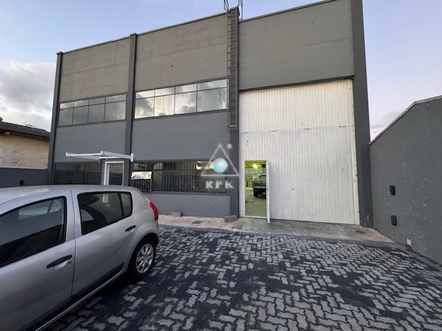 Barracão para locacao no Boqueirao em Curitiba com 750m² por R$ 18.750,00