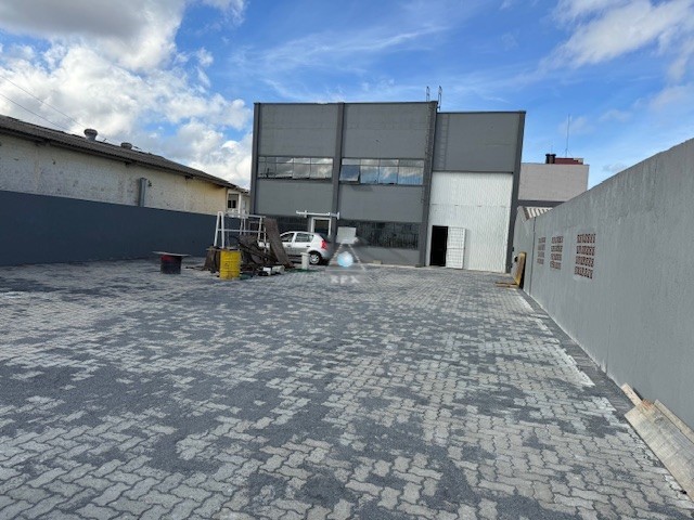 Barracão para locacao no Boqueirao em Curitiba com 375m² por R$ 13.750,00