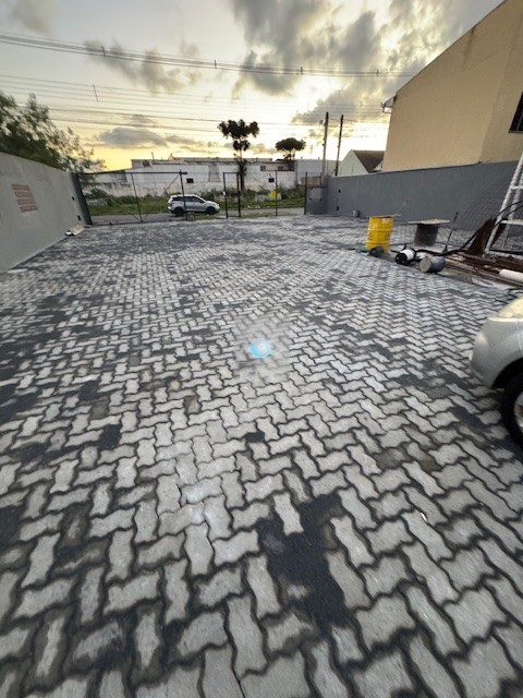 Barracão para locacao no Boqueirao em Curitiba com 375m² por R$ 13.750,00